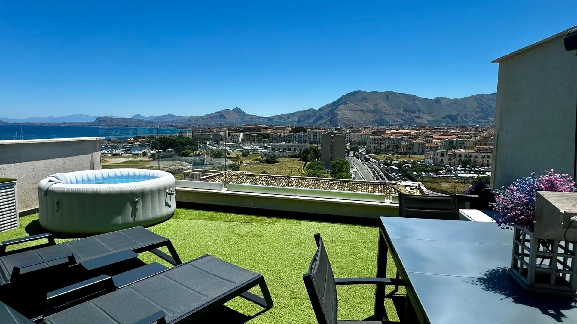 Apartment Marina Rooftop View Palermo